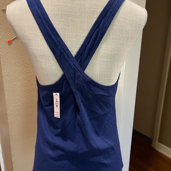 Tank - Picture 3 of 4